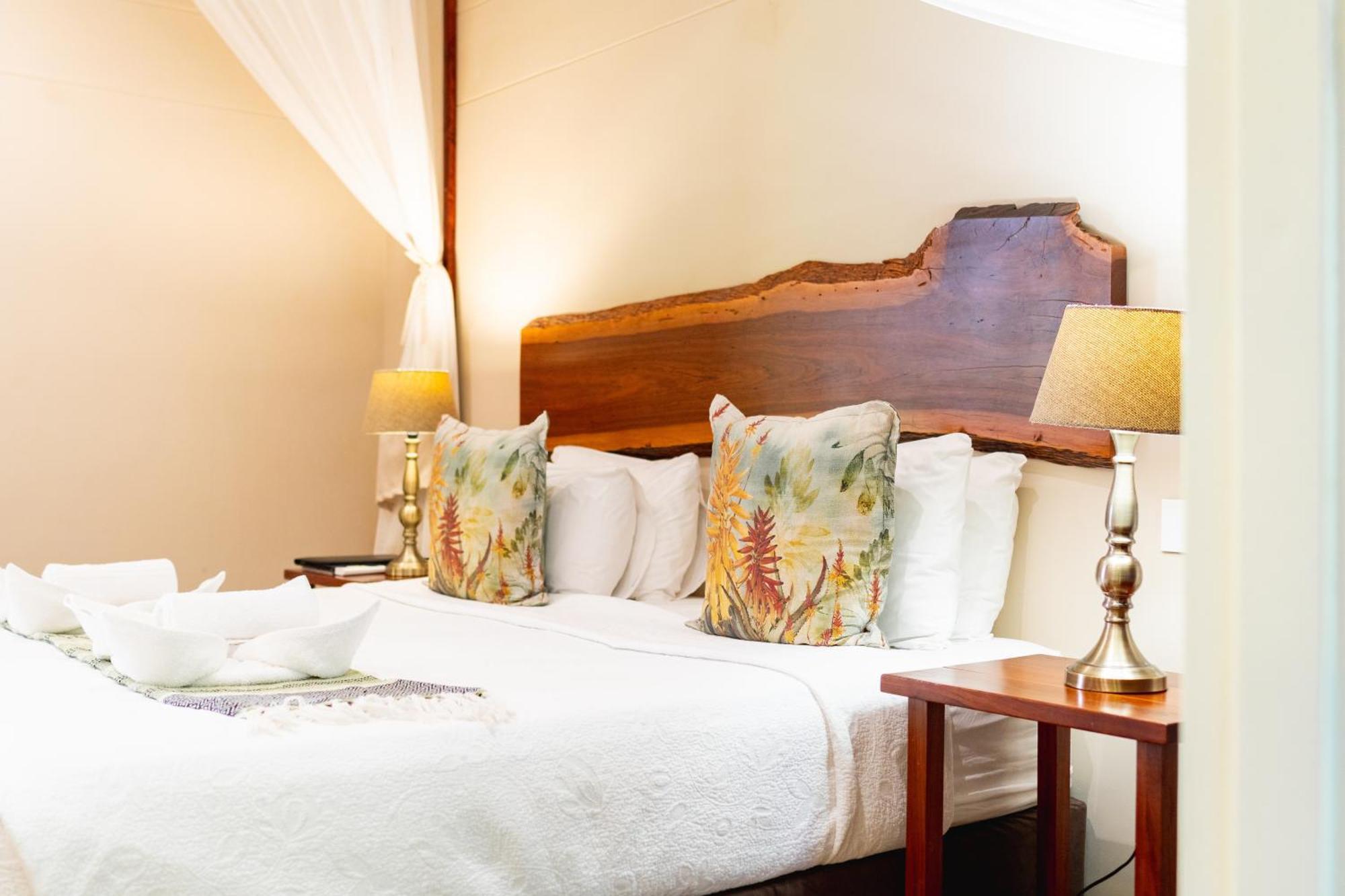 Bayete Guest Lodge วิกตอเรียฟอลส์ ภายนอก รูปภาพ