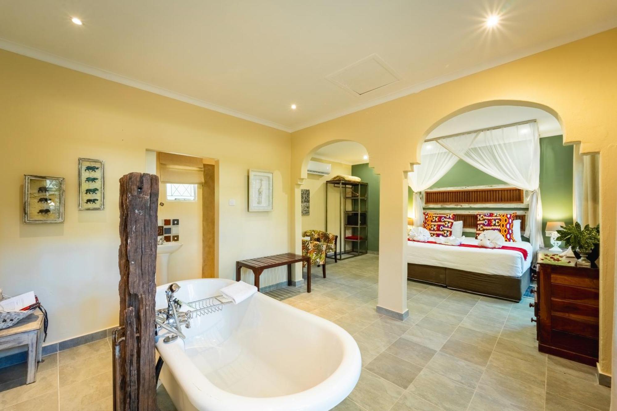Bayete Guest Lodge วิกตอเรียฟอลส์ ภายนอก รูปภาพ