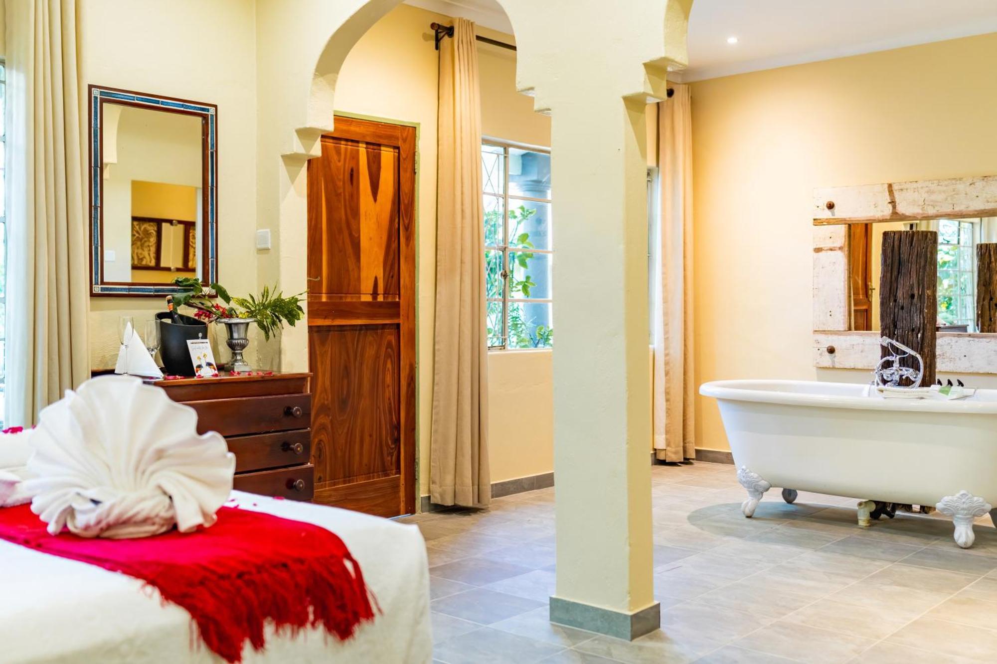 Bayete Guest Lodge วิกตอเรียฟอลส์ ภายนอก รูปภาพ
